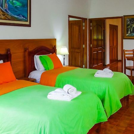 Hotel Twin Galapagos Пуерто-Айора Екстер'єр фото