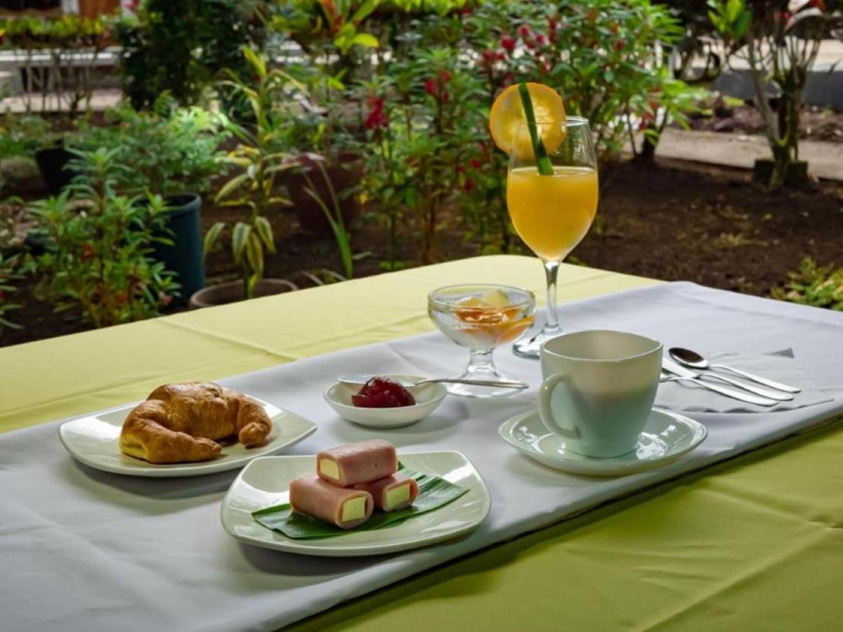 Hotel Twin Galapagos Пуерто-Айора Екстер'єр фото