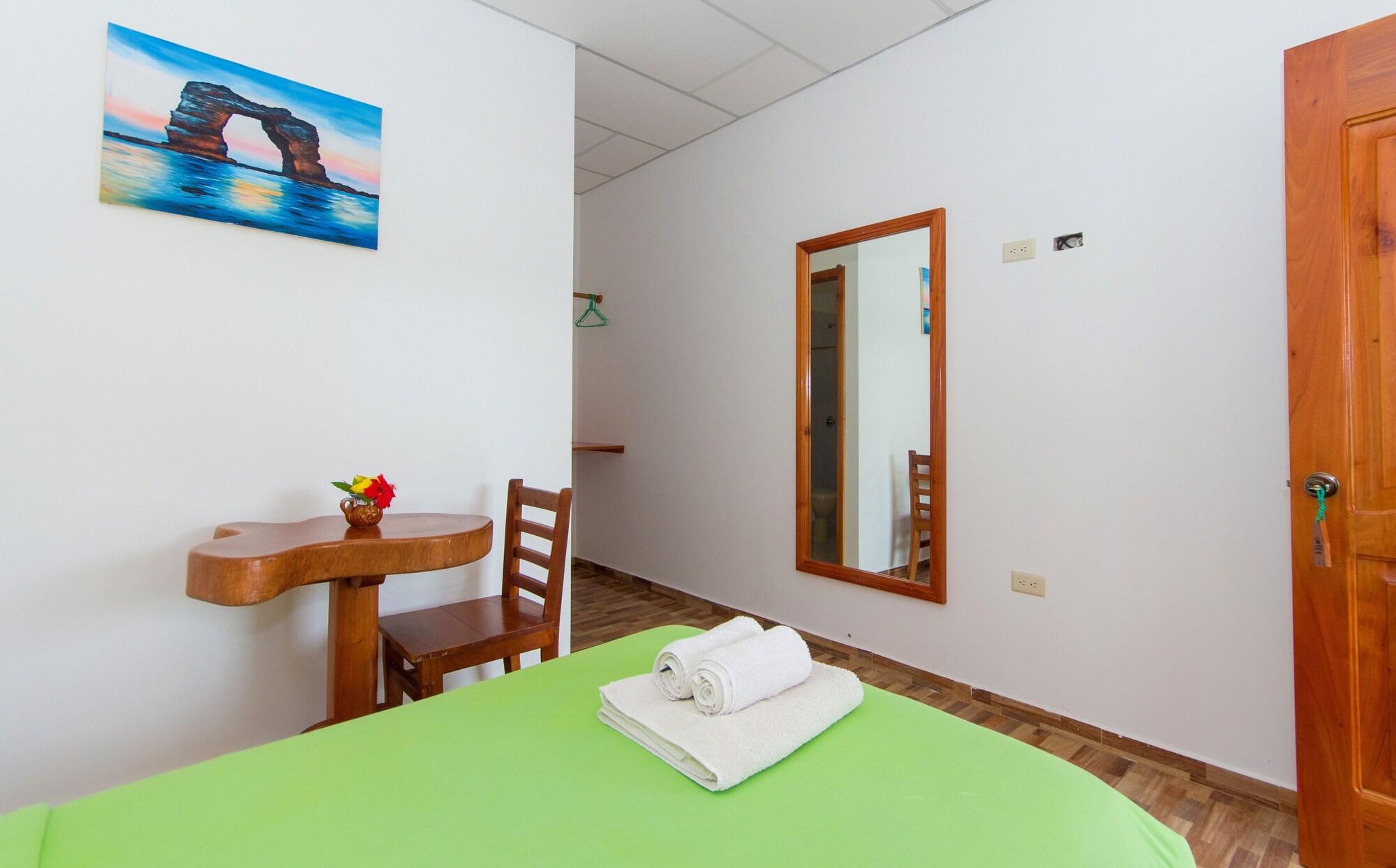 Hotel Twin Galapagos Пуерто-Айора Екстер'єр фото
