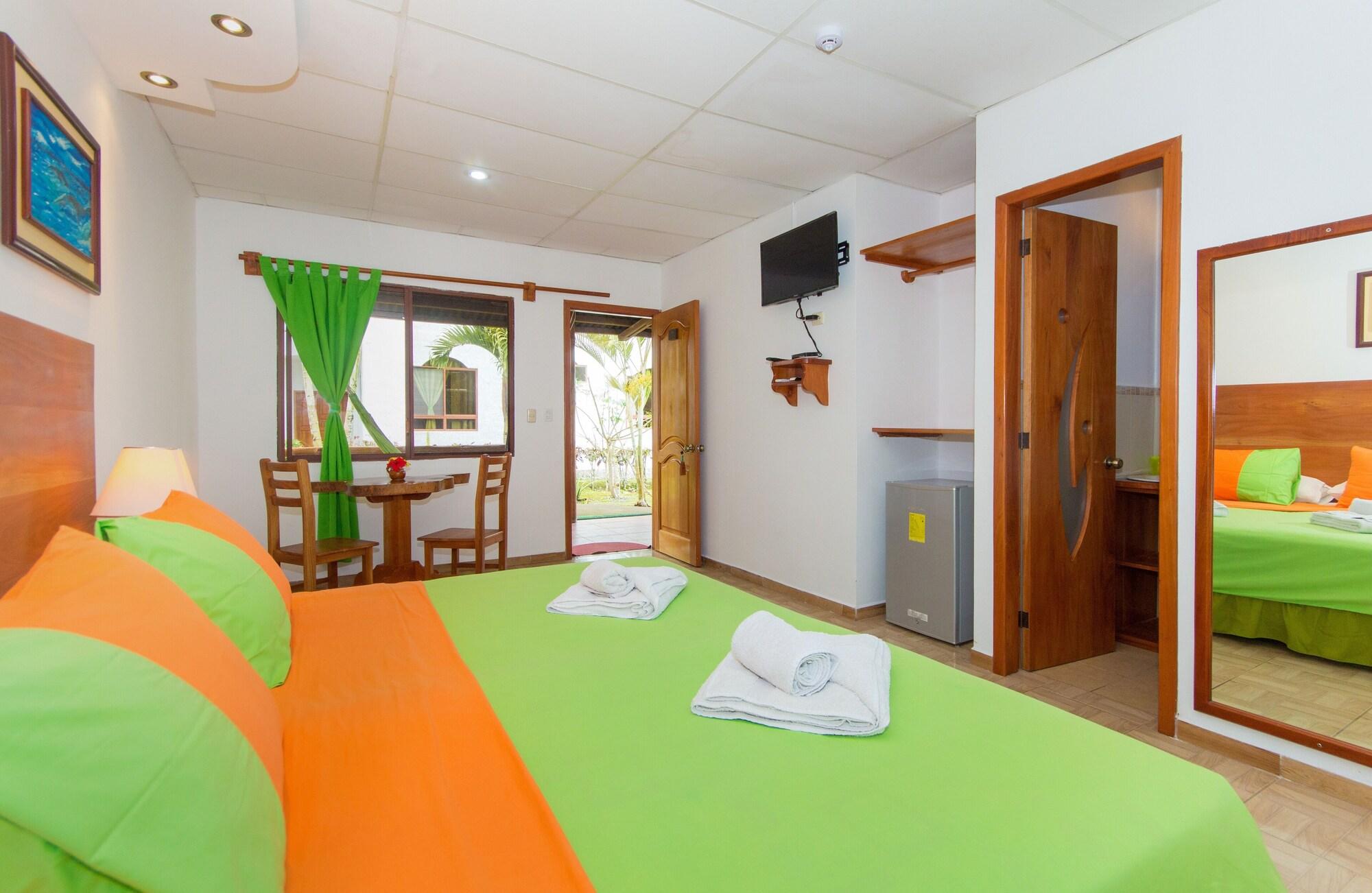 Hotel Twin Galapagos Пуерто-Айора Екстер'єр фото