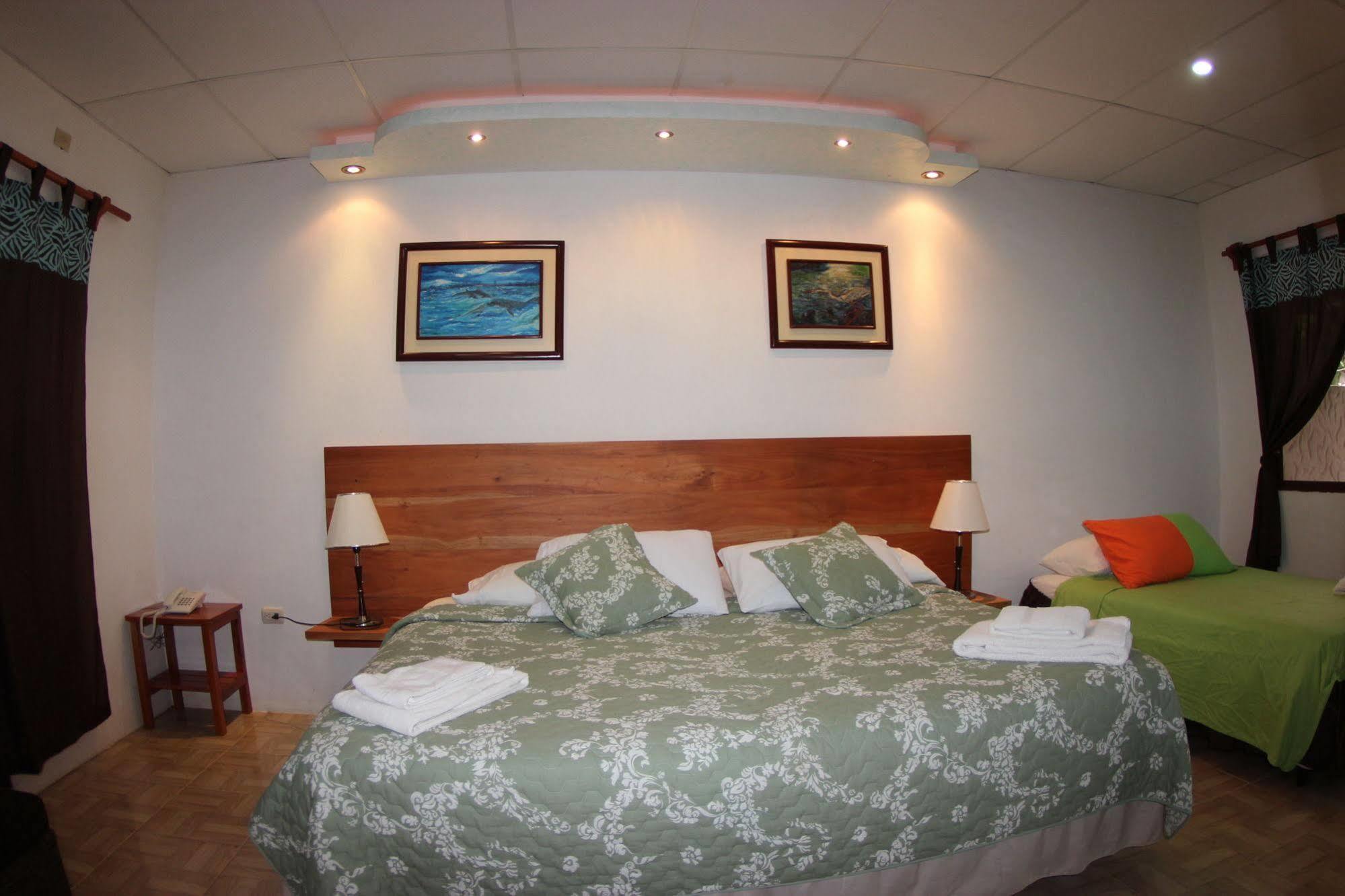 Hotel Twin Galapagos Пуерто-Айора Екстер'єр фото