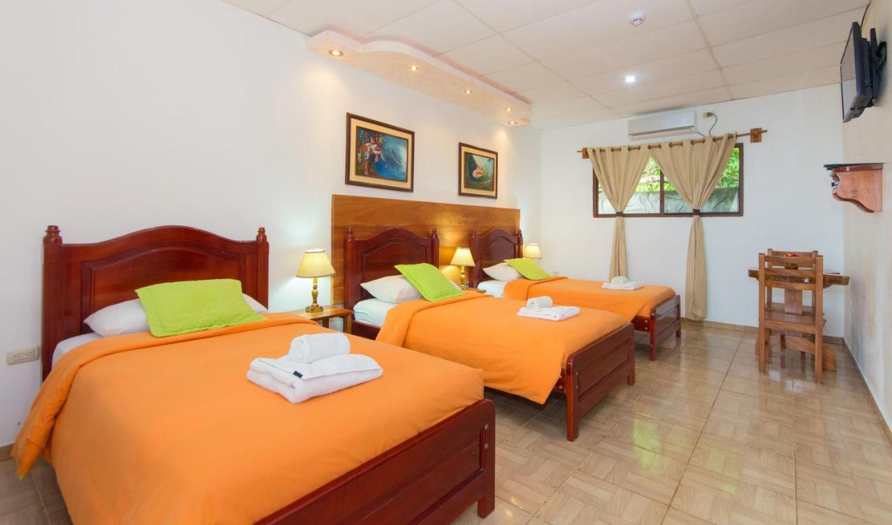 Hotel Twin Galapagos Пуерто-Айора Екстер'єр фото